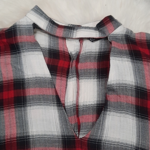 Zara Woman Cutout Long-sleeved Blouse - Picture 5 of 7